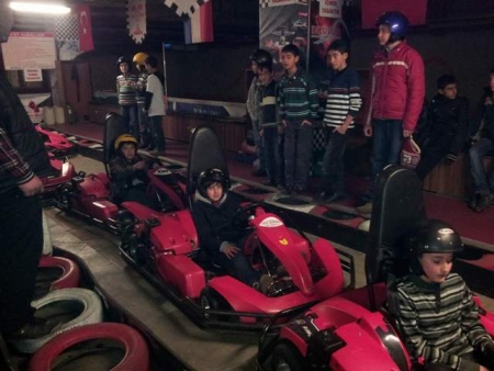 Erzurum AVM'de Red Go- Kart 4