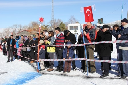 Tatil Boyunca Kayak Eğitimi Aldılar 3