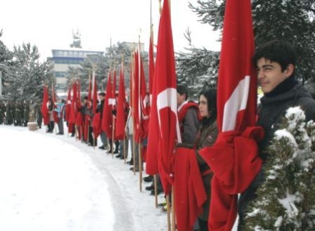 Kar Altında Anma Töreni 17