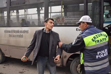 Şoför Koltuğuna Polis Geçti 5