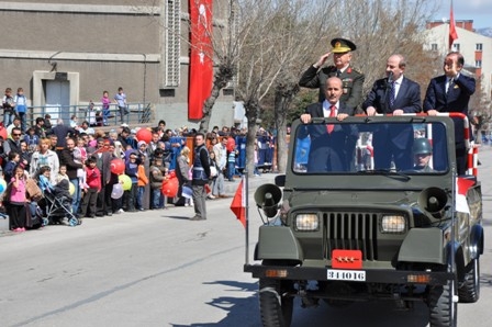 Kutlama törenine büyük ilgi 4