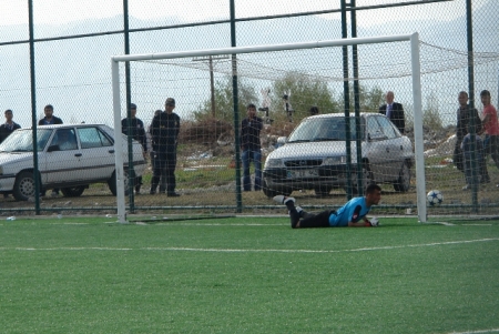 Aşkale’yi 4- 3 yendiler! 3