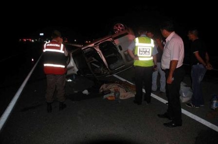 Bozüyük'te Trafik Kazası: 1 Ölü, 4 Yaralı! 1