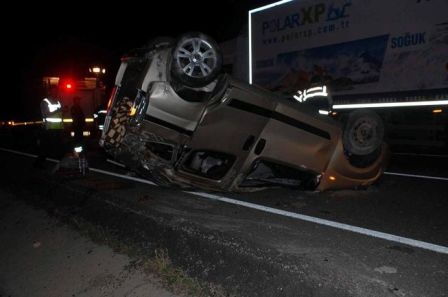 Bozüyük'te Trafik Kazası: 1 Ölü, 4 Yaralı! 2