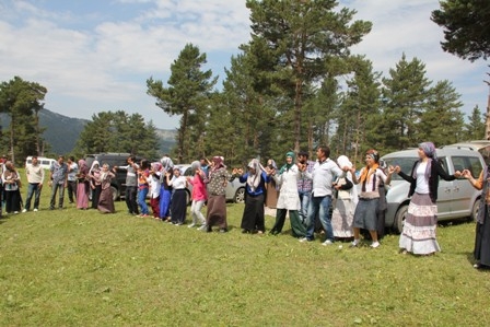 Gurbeti sılaya getirdiler! 3