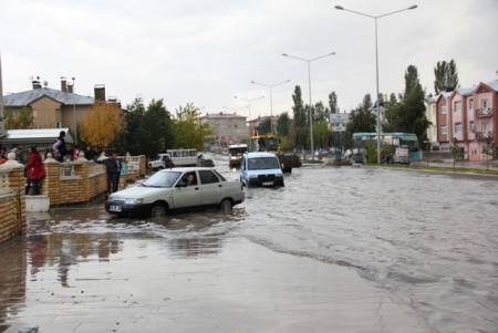 Öğrenciler mahsur kaldı! 4