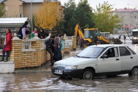 Öğrenciler mahsur kaldı! 5