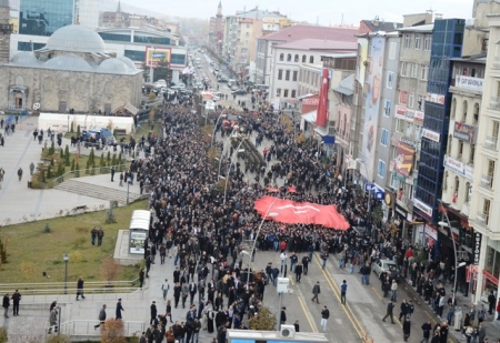 Binlerce kişi katıldı! 8