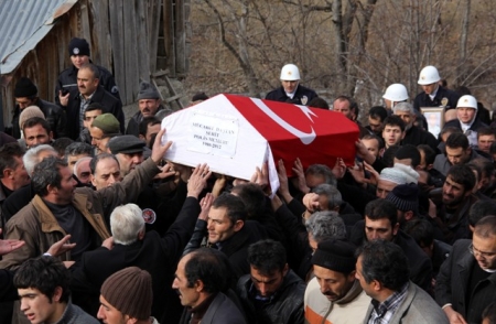 Erzurum'da dualarla uğurlandı 7