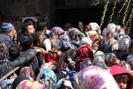 Erzurum'da bedava et izdihamı 4