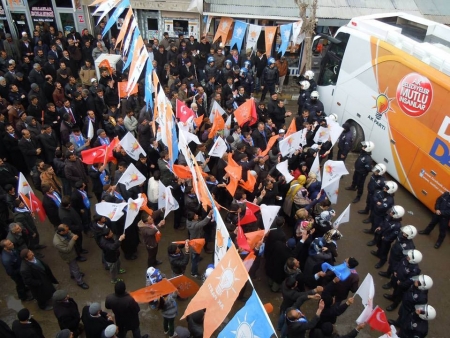 AK Parti Genel Başkan Yardımcısı Kurtulmuş, Erzurum'da 5