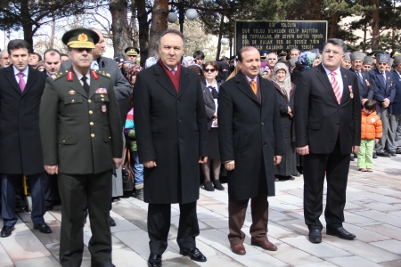 Erzurum'da şehitler unutulmadı 3