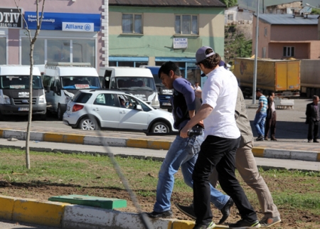 Mahallebaşı semtini savaş alanına çevirdiler 4