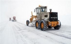 Doğu dondu, yollar kapandı