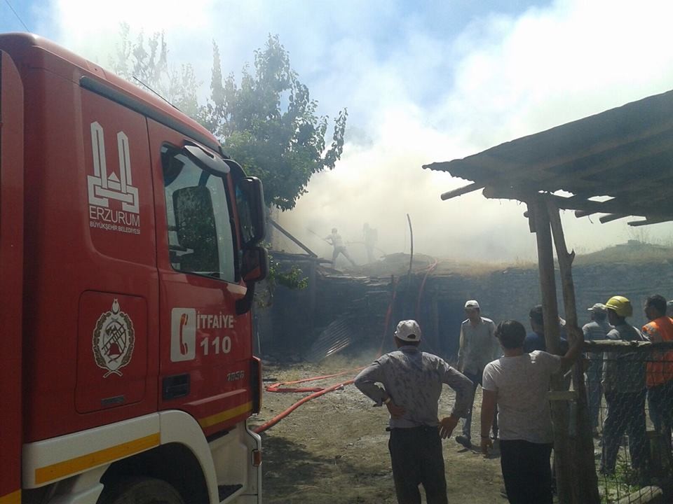 Vişneli Köyü’nde korkutan yangın