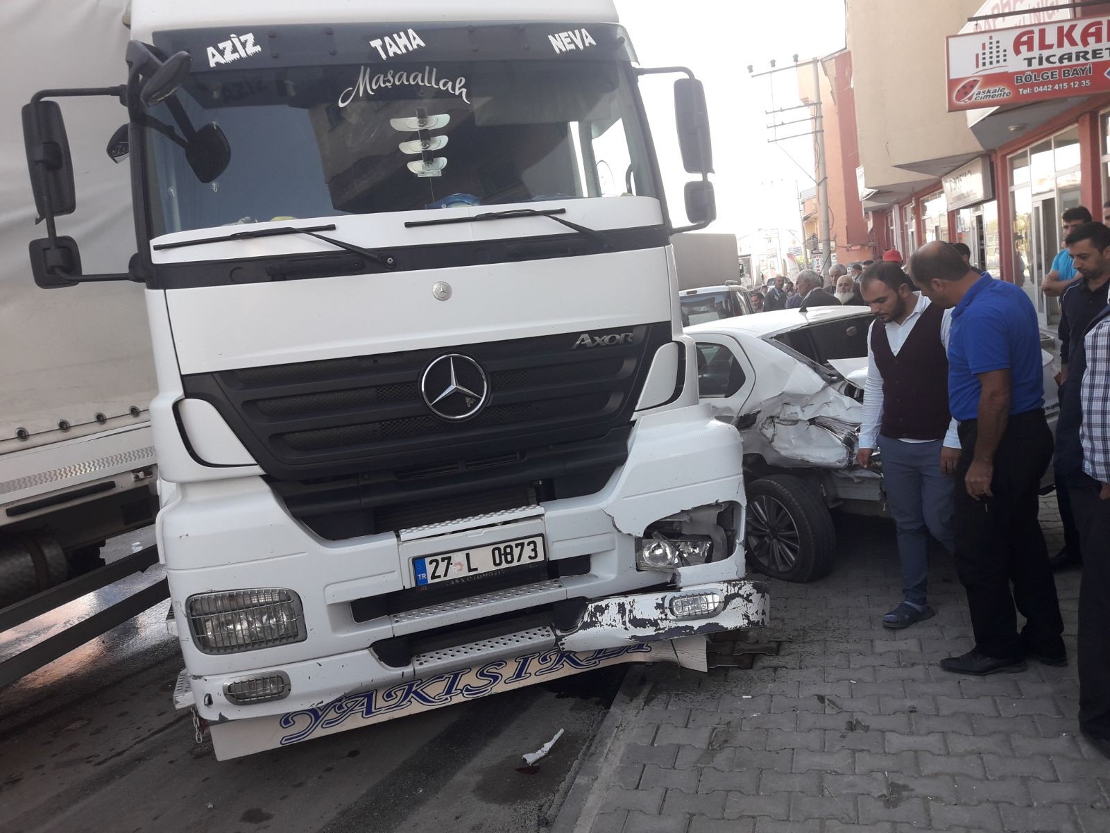 Erzurum’da trafik kazası: 3 yaralı