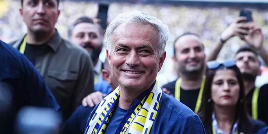 Jose Mourinho, Fenerbahçe yönetiminden 50 milyon euro'luk golcüyü istedi!