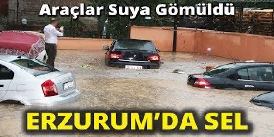 Erzurum’da şiddetli yağışın ardından yol çöktü