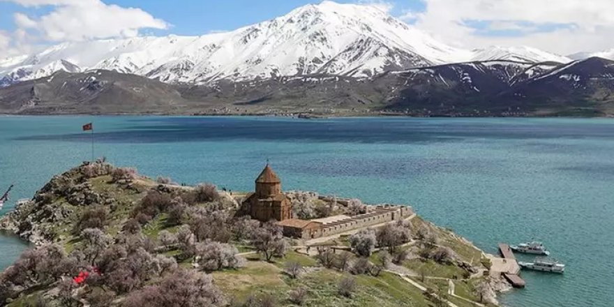 Bitlis Van Gölü'ne, Van Bitlis'in tamamına talip oldu!