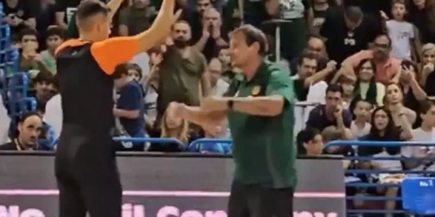 Ataman'dan 'Türklerden Kanlı Kıbrıs İşgali' pankartına ilişkin ilk açıklama geldi!