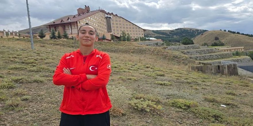 Erzurumlu genç sporcu 15 yaşından beri Süper Lig'de