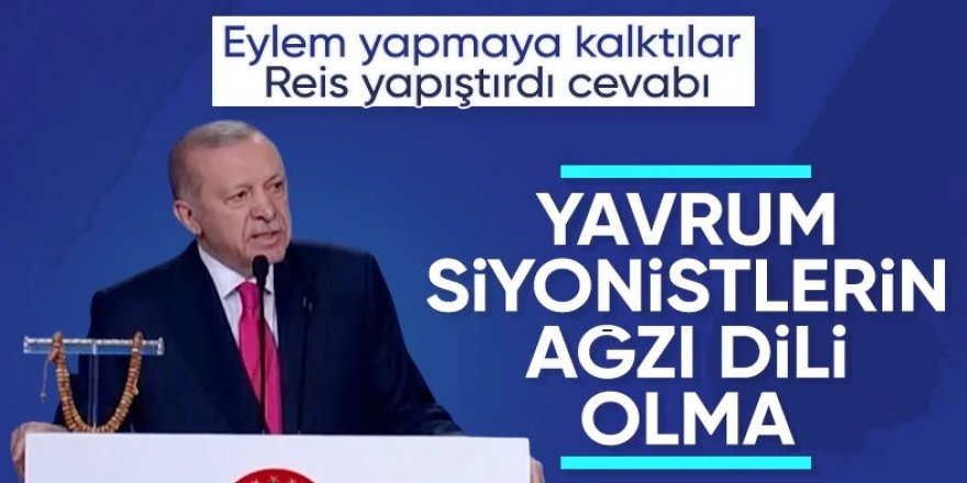 Erdoğan'a İsrail protestosu. Yaka paça dışarı atıldı