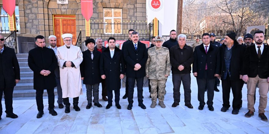 Olur İlçesi Köprübaşı Camii, Tadilatın Ardından Yeniden İbadete Açıldı