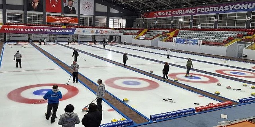 Curling heyecanı Erzurum'da başladı