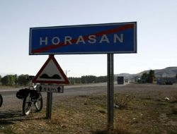 Horasan'da trafik kazası!