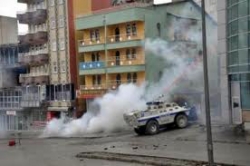 Polis panzerine Molotoflu saldırıya 3 yıl