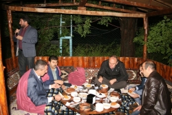 EĞİTİM BİR SEN'den Pasinler'de iftar