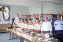 Oltu'ya Adana'dan kitap geldi