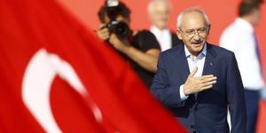 Kılıçdaroğlu: Evlere, iş yerlerine Türk Bayrağı asalım