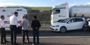 Horasan'da Trafik Kazası: 2 Yaralı