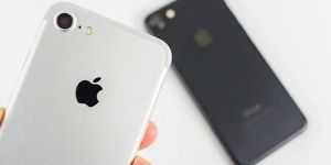 Apple buzlu cam kasaya sahip iPhone tanıtacak