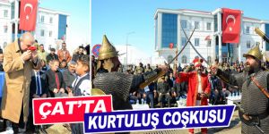 Çat’ta kurtuluş coşkusu