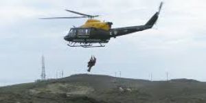 Yangın söndürme helikopteri tonlarca suyu TRT muhabirinin üzerine bıraktı