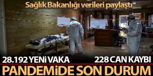 Bakan Koca: '19 yaş ve altının vakalar içindeki oranı yüzde 35,42'